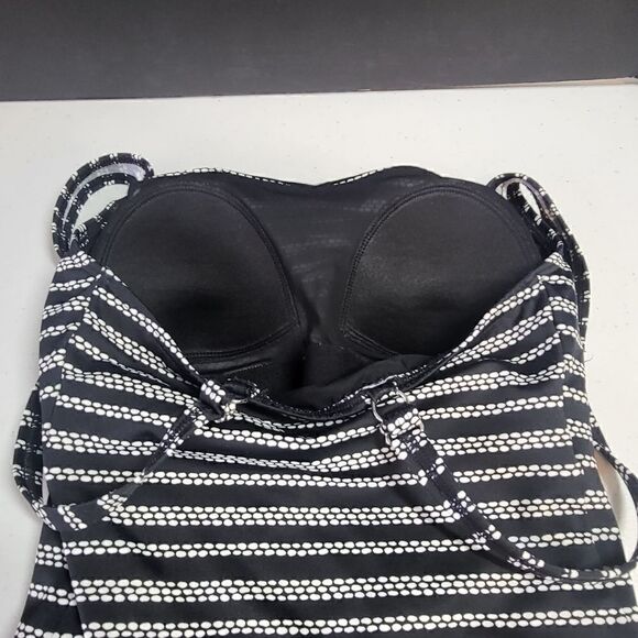 L.L.Bean One Piece Swimsuit - Picture 4 of 5